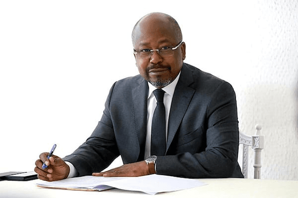 Illustration — Gabon : la justice confirme le maintien en prison de l'ex-Premier ministre Bilie-By-Nze, un mois derrière les barreaux pour une dette de 5 millions FCFA datant de 2008