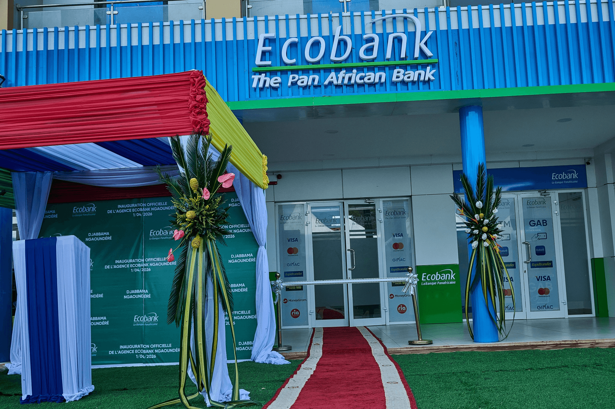Illustration — Ecobank : 2,45 milliards de revenus record — la banque panafricaine prouve que l'échelle continentale paie