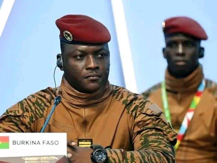 Illustration — Burkina Faso : 5,7 milliards FCFA pour équiper l'armée, la police et les routes