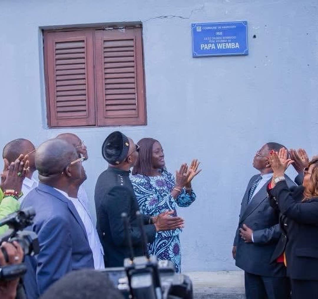 Illustration — Une rue d'Abidjan porte désormais le nom de Papa Wemba, la CI rend hommage au roi de la rumba