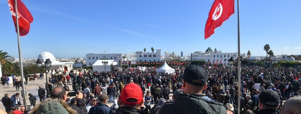 Illustration — Tunisie : Human Rights Watch publie un briefing accablant sur la situation des droits humains