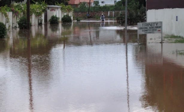 Illustration — Ghana : fausses vidéos d'inondations et appels prétendus paralysent les secours