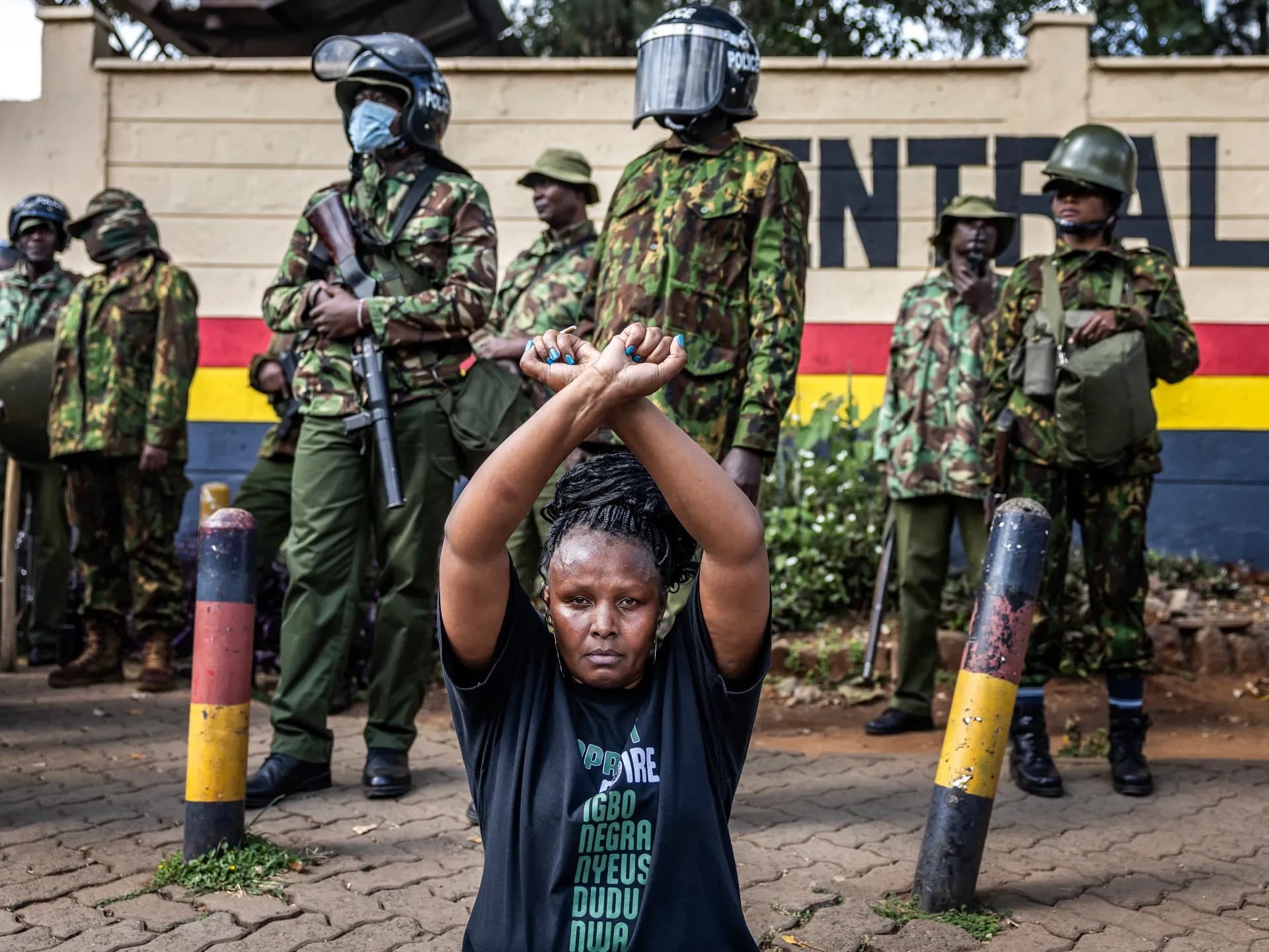 Illustration — Kenya : deux ans après la révolte Gen Z, Nairobi sous haute tension, barricades, commémorations et appel à une journée sans école ni travail