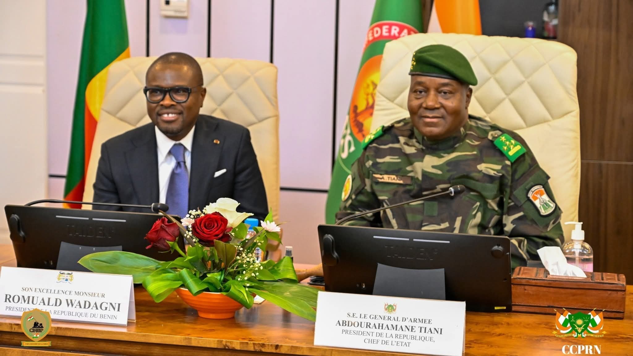 Illustration — Bénin-Niger : les experts achèvent à Cotonou, trois accords de coopération, Niamey exige transparence sur les bases étrangères