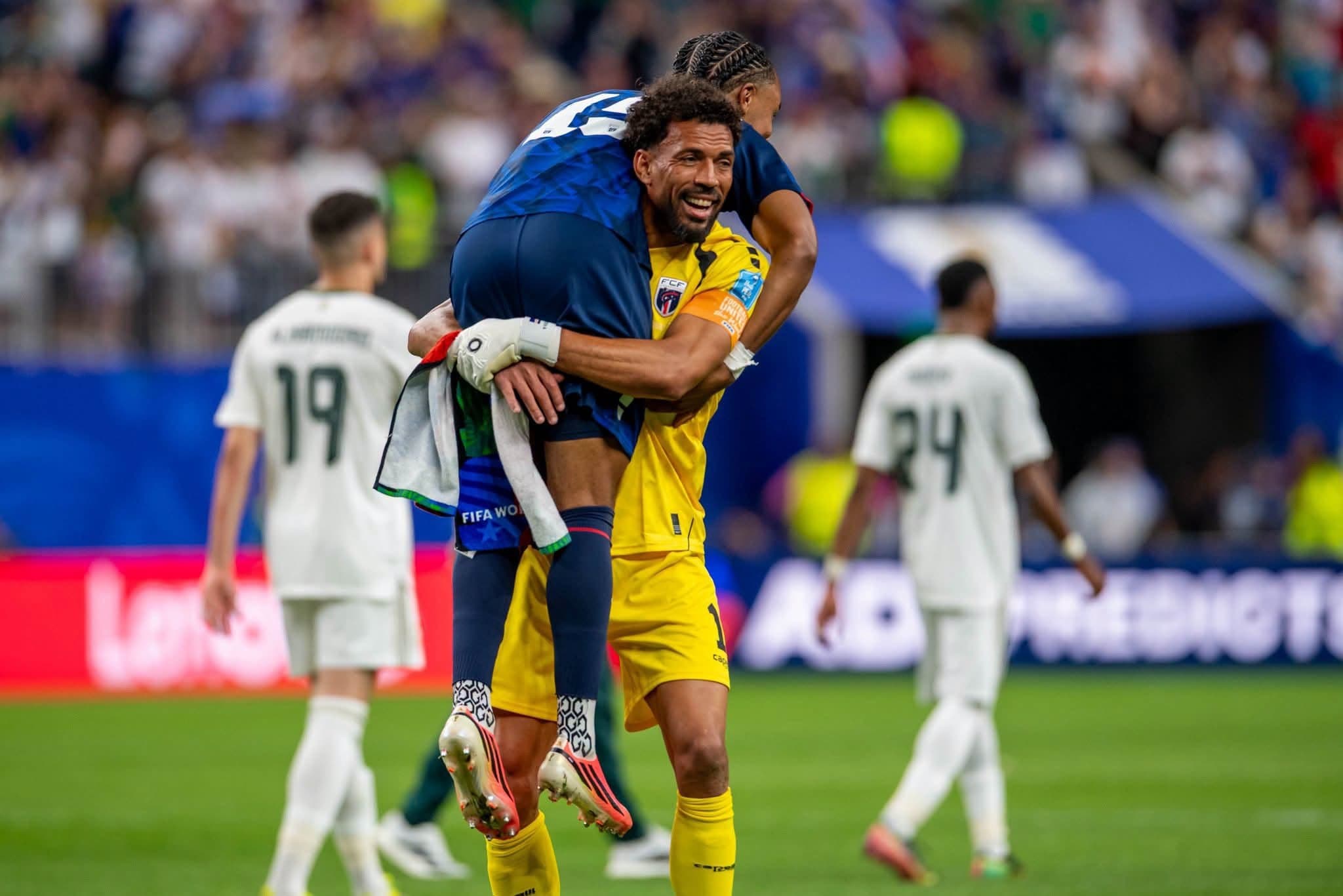 Illustration — Cap-Vert : les Requins Bleus sortent la tête haute après avoir fait trembler l'Argentine de Messi (3-2 a.p.), invaincus après 90 minutes, Vozinha héroïque et Bubista en larmes de fierté