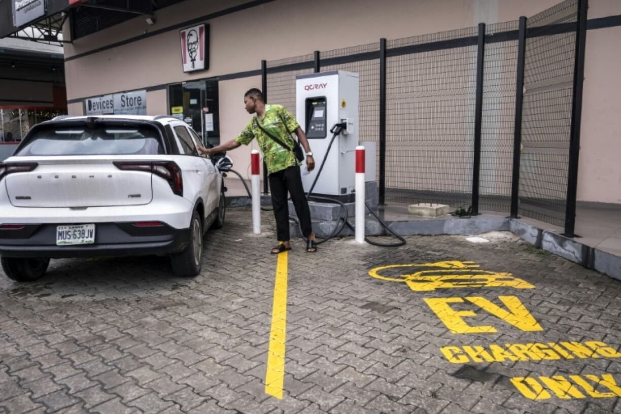 Illustration — Nigeria : parier sur les voitures électriques malgré un réseau électrique en faillite, folie ou vision ?