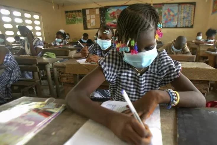 Illustration - Côte d'Ivoire : l'orientation en 6e intègre pour la première fois la vulnérabilité socio-économique des élèves