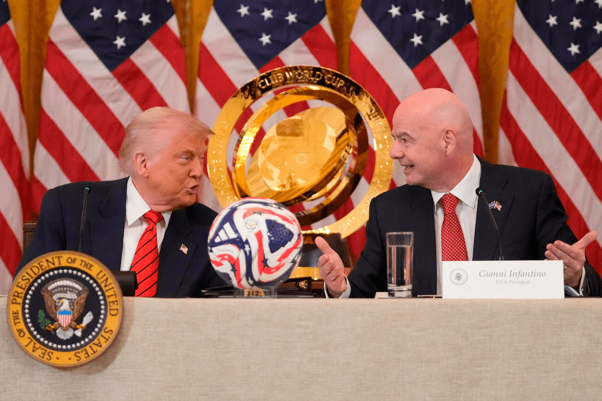 Illustration — Mondial 2026 : les USA suppriment la caution financière pour les délégations africaines, mais les agents ICE dans les stades restent une ombre