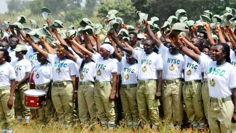 Illustration — Nigeria : une coalition de jeunes exige la suspension de la réforme du service civique national, le NYSC, vieux de 50 ans, dirigé pour la première fois par un civil et non plus un militaire
