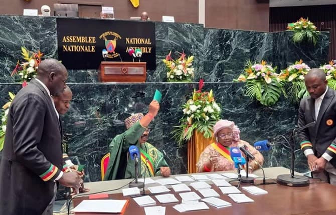 Illustration — Cameroun : la justice descend dans les comptes d'Orange à Douala, 3 milliards FCFA de primes d'ancienneté en jeu